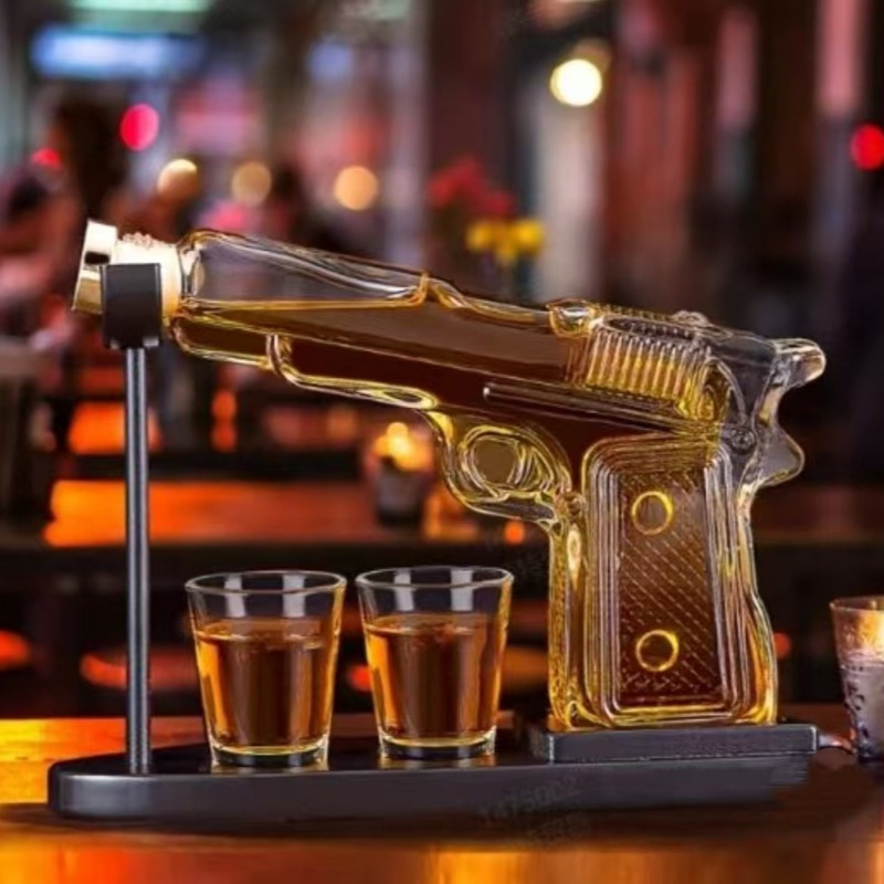 Sandhawk Glass Pistol Decanter - Cold Drink Dispenser 评论和价格